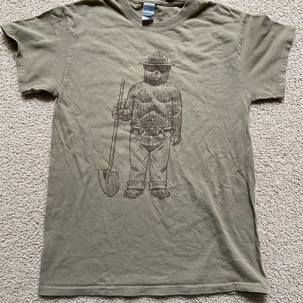 Gildan Olive Green Bear Ranger Graphic Short Sleeve Tee